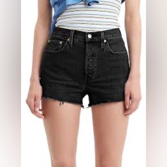 NWOT Levi’s 501 black Jean shorts - Picture 1 of 4
